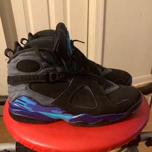 Men’s Size 10.5 Jordan Retro 8 “Grape”